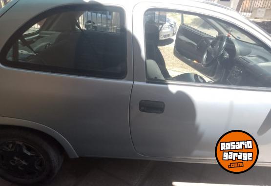 Autos - Chevrolet Corsa 3 puertas 2008 Nafta 190000Km - En Venta