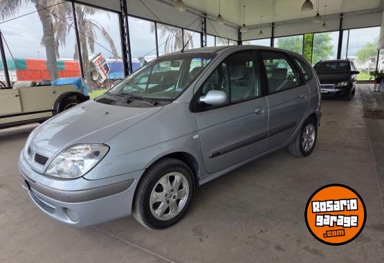 Autos - Renault Scenic 2007 Nafta 178000Km - En Venta