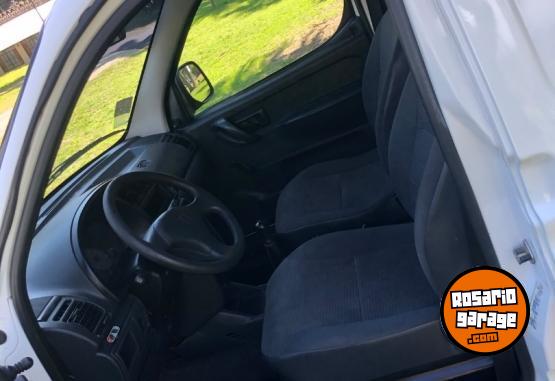 Utilitarios - Peugeot Partner, Confort 2009 Diesel 200000Km - En Venta