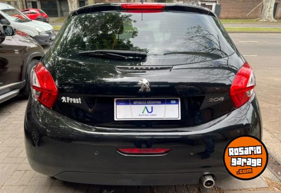 Autos - Peugeot 208 Feline 2014 Nafta 90000Km - En Venta