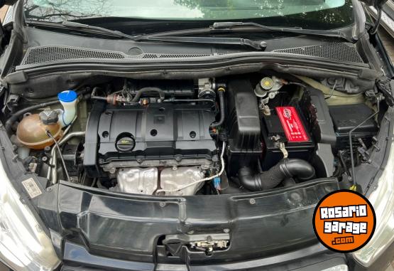 Autos - Peugeot 208 Feline 2014 Nafta 90000Km - En Venta