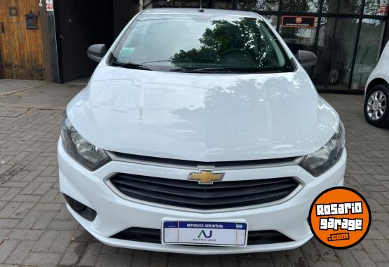 Autos - Chevrolet Prsima Lt 2018 Nafta 148000Km - En Venta