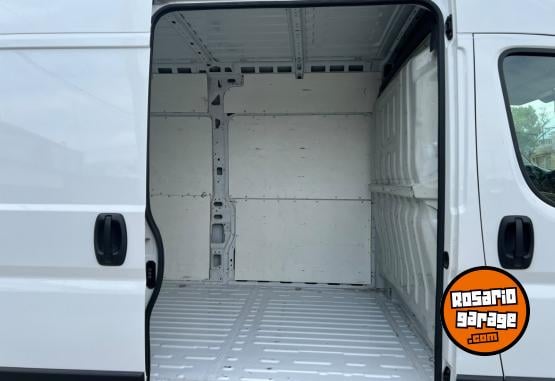 Utilitarios - Peugeot Boxer H3 L2 2024 Diesel 235000Km - En Venta