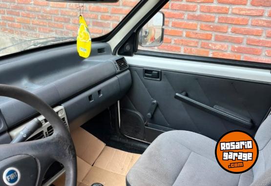Utilitarios - Fiat Fiorino 2006 Nafta 270000Km - En Venta