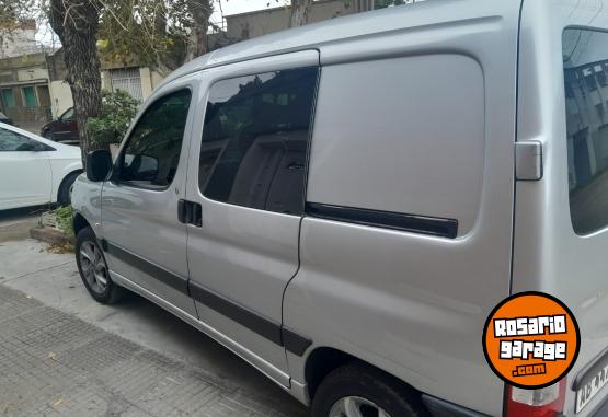 Utilitarios - Citroen BERLINGO MXTA HDI 1.6 2017 Diesel 135000Km - En Venta