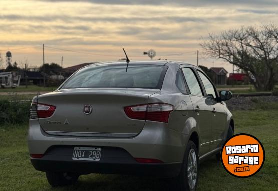 Autos - Fiat Grand Siena 2014 Nafta 150000Km - En Venta