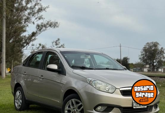 Autos - Fiat Grand Siena 2014 Nafta 150000Km - En Venta