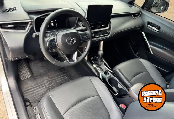 Autos - Toyota Corolla Cross Seg 2025 Electrico / Hibrido 30000Km - En Venta