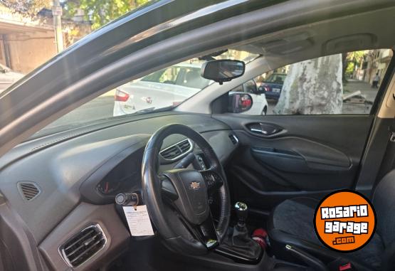 Autos - Chevrolet Prisma 2017 GNC 100000Km - En Venta