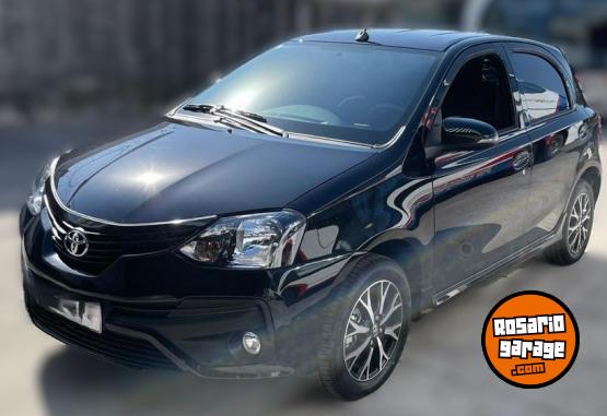 Autos - Toyota ETIOS XLS PACK 1.5 5P MT 2023 Nafta 60000Km - En Venta