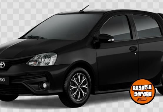 Autos - Toyota ETIOS XLS PACK 1.5 5P MT 2023 Nafta 60000Km - En Venta