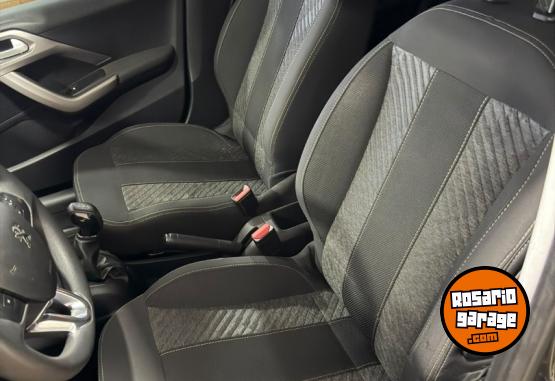 Autos - Peugeot 208 Allure 2019 Nafta 77000Km - En Venta