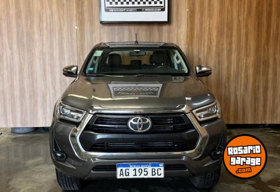 Camionetas - Toyota Hilux 2023 Diesel 77000Km - En Venta
