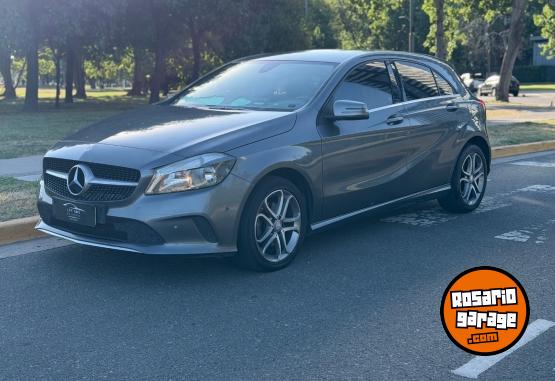 Autos - Mercedes Benz A200 2017 Nafta 105000Km - En Venta