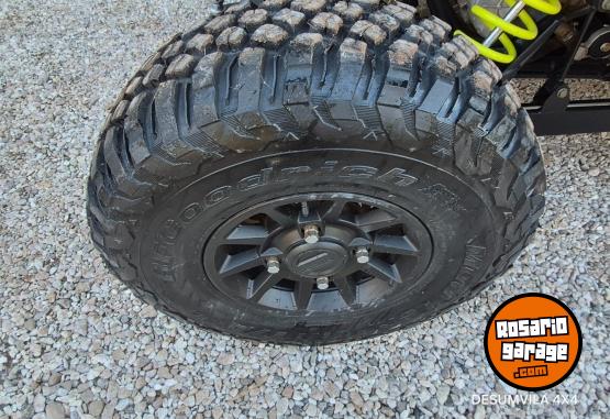 Cuatris y UTVs - Polaris RZR 1000 XP 2021 5000Km - En Venta
