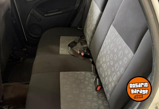 Autos - Ford Fiesta Ambiente Plus 2013 Nafta 129000Km - En Venta