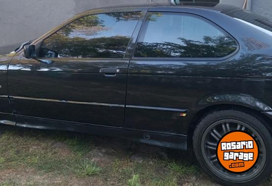 Autos - Bmw 318 TDS 1998 Nafta 184000Km - En Venta
