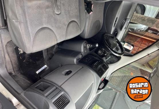 Utilitarios - Peugeot Expert 2008 Diesel 194000Km - En Venta
