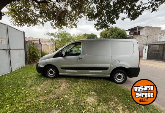 Utilitarios - Peugeot Expert 2008 Diesel 194000Km - En Venta
