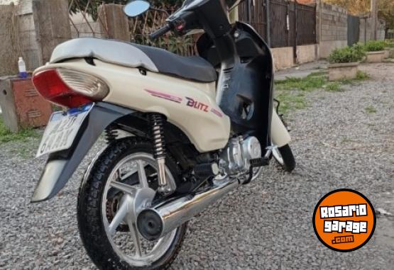 Motos - Motomel 110 bliz 2024 Nafta 8000Km - En Venta