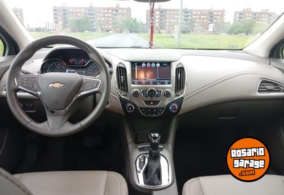 Autos - Chevrolet CRUZE LTZ + 2018 Nafta 65000Km - En Venta