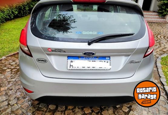 Autos - Ford Fiesta Kinect 1.6 S 2016 Nafta 82000Km - En Venta