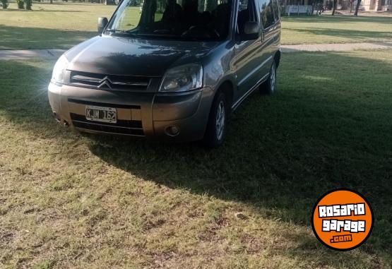 Utilitarios - Citroen Berlingo multiespace 2011 Diesel 170000Km - En Venta