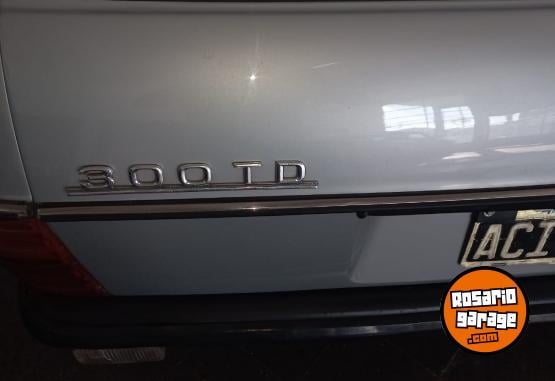 Autos - Mercedes Benz 300 D 1983 Diesel 280000Km - En Venta