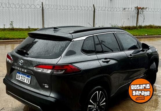 Autos - Toyota Corolla cross seg hibrido 2025 Nafta 49048Km - En Venta