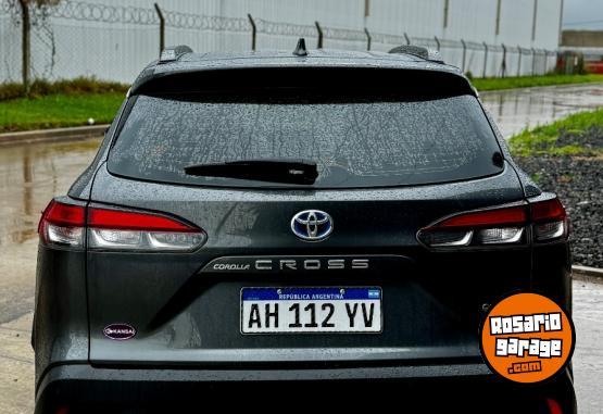 Autos - Toyota Corolla cross seg hibrido 2025 Nafta 49048Km - En Venta