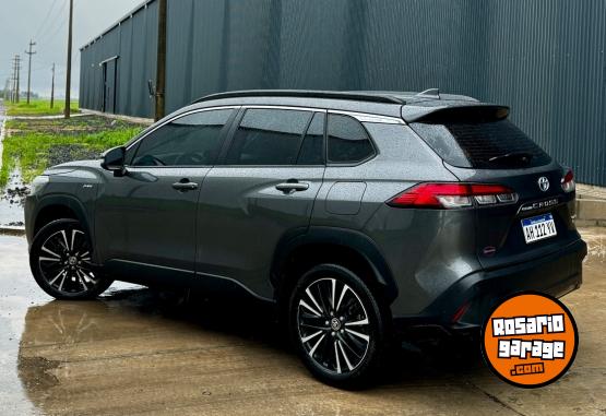Autos - Toyota Corolla cross seg hibrido 2025 Nafta 49048Km - En Venta