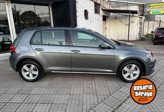 Autos - Volkswagen GOLF TRENDLINE 1.6 2017 Nafta 120000Km - En Venta