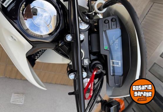 Motos - Honda Tornado 2020 Nafta 9700Km - En Venta