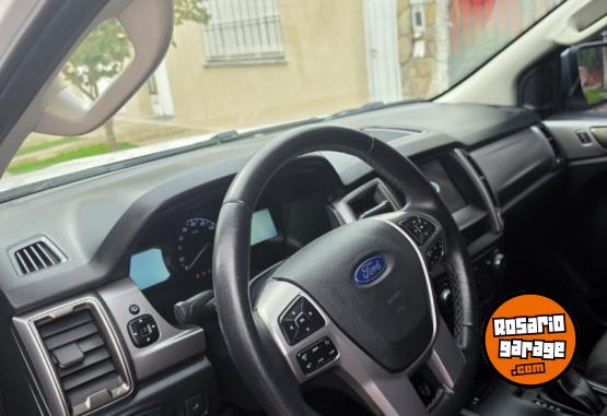 Camionetas - Ford Ranger XLT 2021 Diesel 53000Km - En Venta