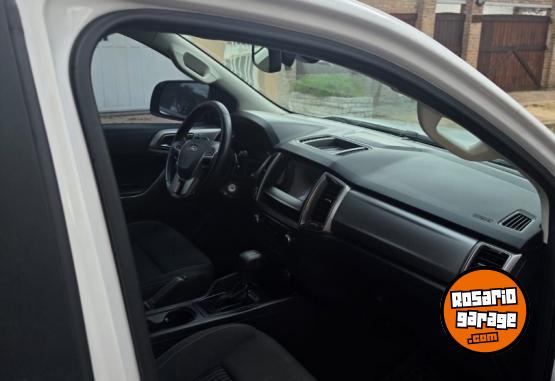 Camionetas - Ford Ranger XLT 2021 Diesel 53000Km - En Venta