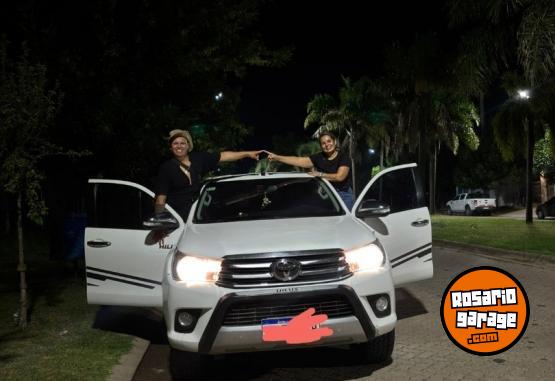 Camionetas - Toyota Hilux 2.8 TDI 2016 Diesel 111111Km - En Venta