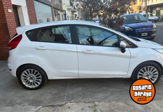 Autos - Ford Fiesta 1.6 L SE 2015 Nafta 77200Km - En Venta