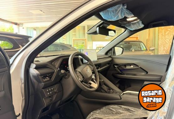 Autos - Toyota YARIS CROSS XEI HEV eCVT 2026 Electrico / Hibrido 0Km - En Venta