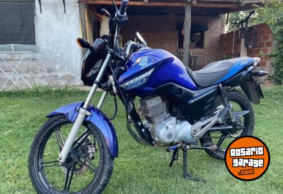 Motos - Honda Titan New 2015 Nafta 22000Km - En Venta