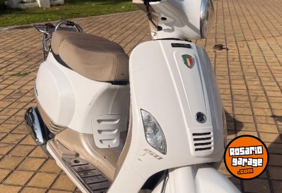 Motos - Zanella Styler 150 2023 Nafta 5000Km - En Venta