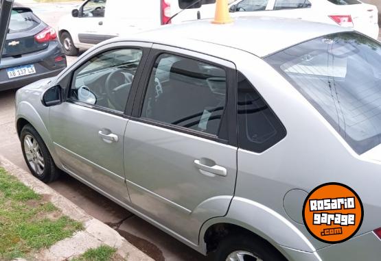 Autos - Ford Fiesta Max 2007 GNC 170000Km - En Venta