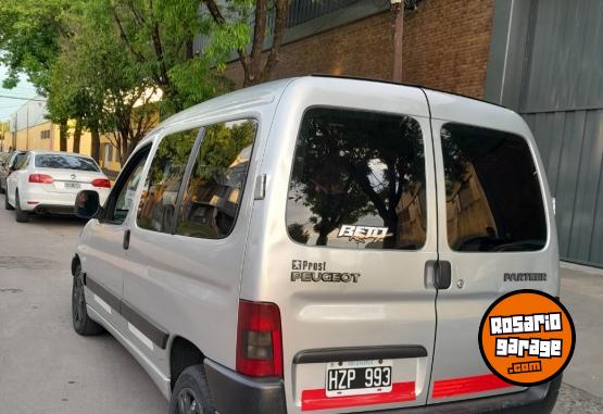 Utilitarios - Peugeot Partner 1.9 2009 Diesel 240000Km - En Venta