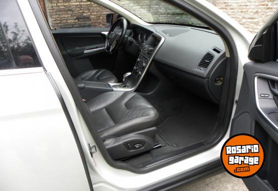 Camionetas - Volvo XC60 T6 4x4 2013 Nafta 171000Km - En Venta