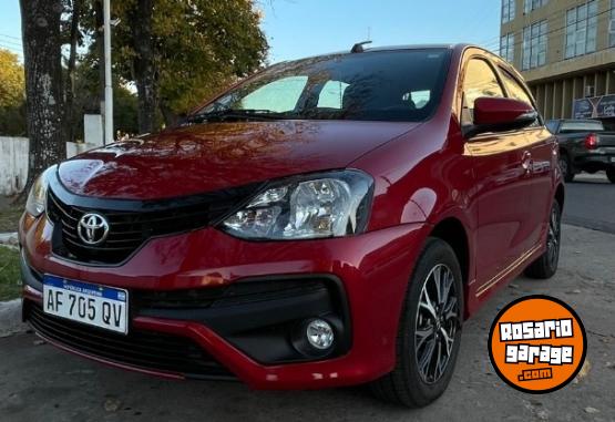 Autos - Toyota Etios XLS mt 1.5 2022 Nafta 9500Km - En Venta