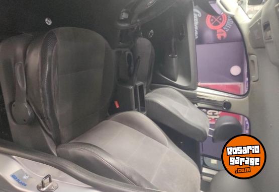 Camionetas - Volkswagen Amarok 2017 Diesel 122500Km - En Venta