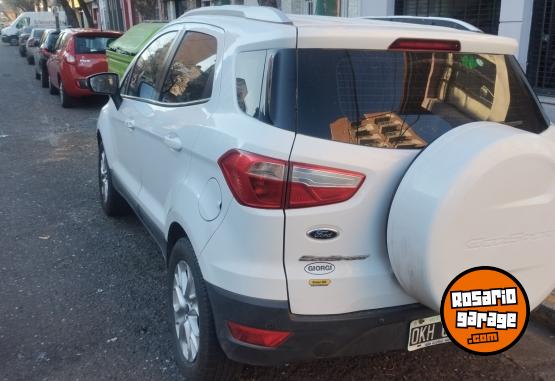 Autos - Ford Ecoesport titanium 2014 GNC 180000Km - En Venta