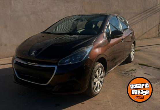 Autos - Peugeot 208 1.5 Active 2017. 2017 Nafta 100000Km - En Venta