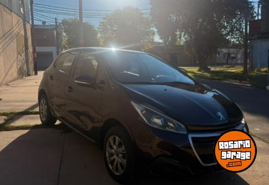 Autos - Peugeot 208 1.5 Active 2017. 2017 Nafta 100000Km - En Venta
