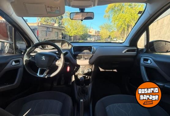 Autos - Peugeot 208 1.5 Active 2017. 2017 Nafta 100000Km - En Venta