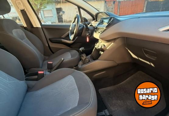 Autos - Peugeot 208 1.5 Active 2017. 2017 Nafta 100000Km - En Venta